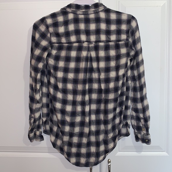 AE Boyfriend Fit Blue and White Plaid Flannel XS - Picture 2 of 4